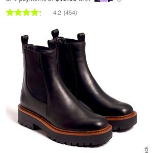 Sam Edelman LAGUNA CHELSEA BOOT only worn a few times. Great condition.